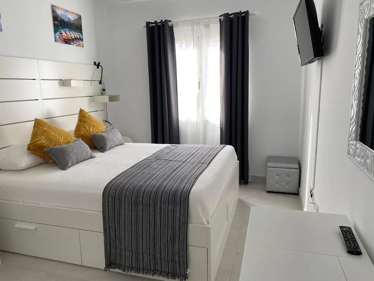 White Suite Deluxe Costa Teguise